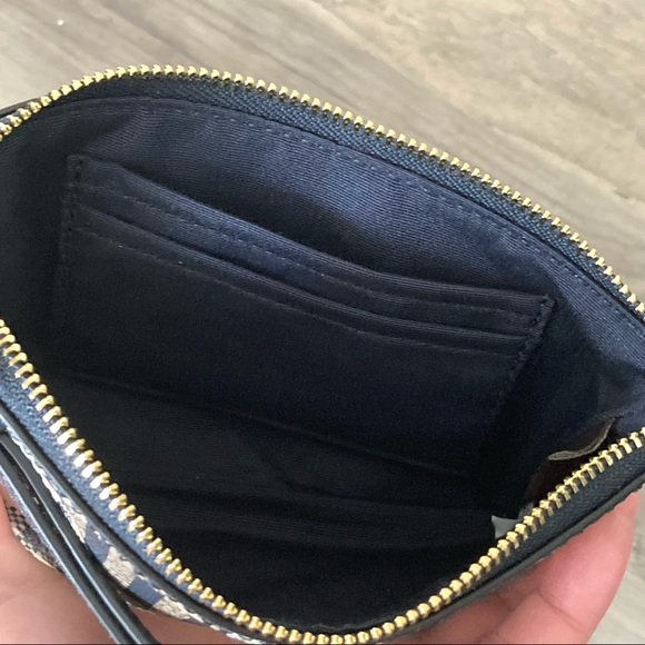 COACH Corner Zip Wristlet in Navy Garden Plaid Print - Picture 5 of 7